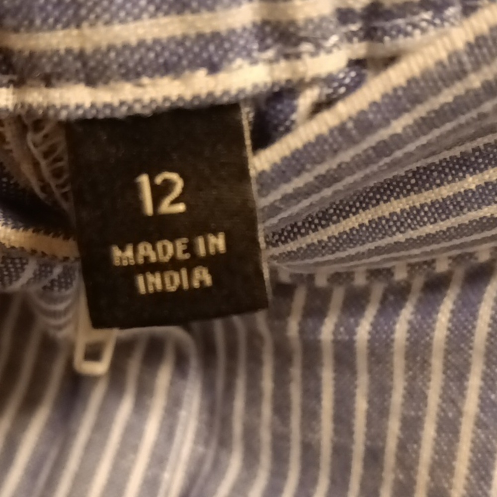 FINAL PRICE TALBOTS linen/cotton blend blue/white striped pants & saggy pockets